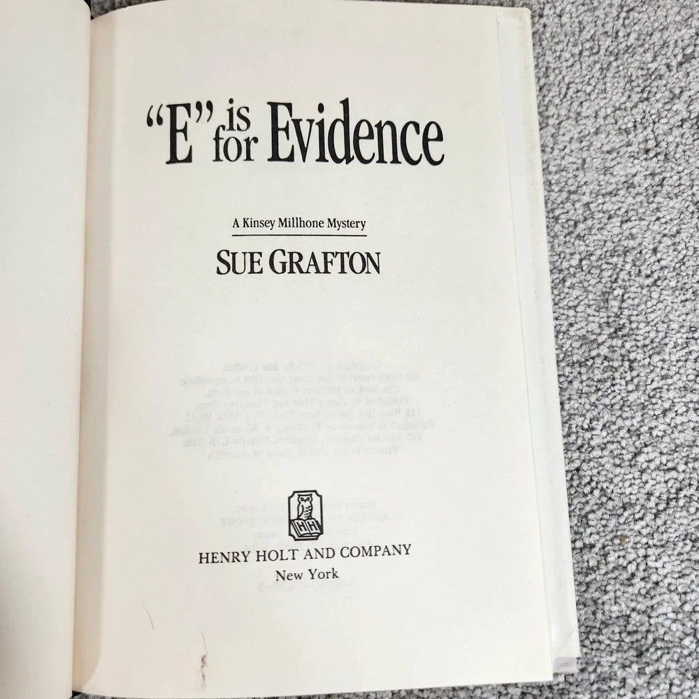 Sue Grafton E is for Evidence Mystery Hardcover Book 1988‎ Kinsey Millhone